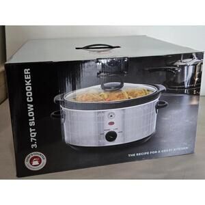 Chef's Counter Slow Cooker Crock Pot 3.7 Qt Silver Black Football NEW in Box